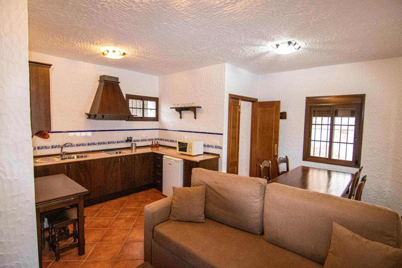 TUGASA Hotel La Posada Villaluenga Del Rosario Extérieur photo