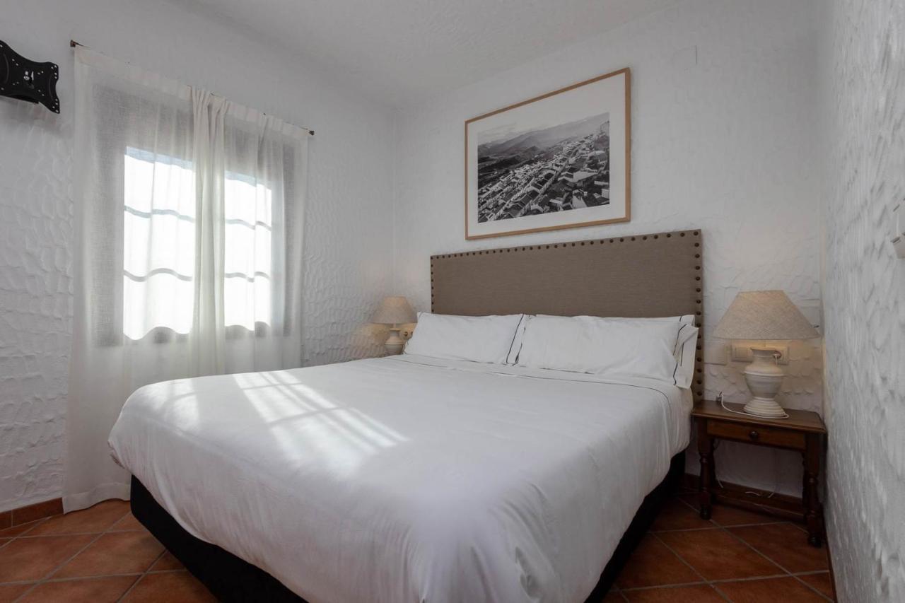 TUGASA Hotel La Posada Villaluenga Del Rosario Extérieur photo
