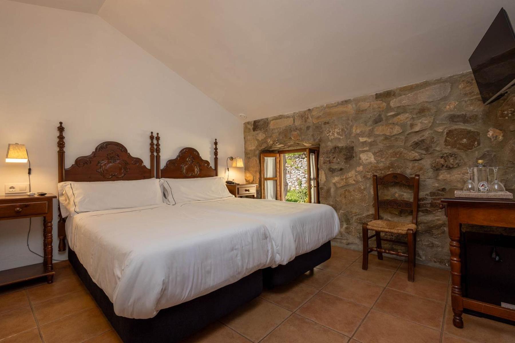 TUGASA Hotel La Posada Villaluenga Del Rosario Extérieur photo